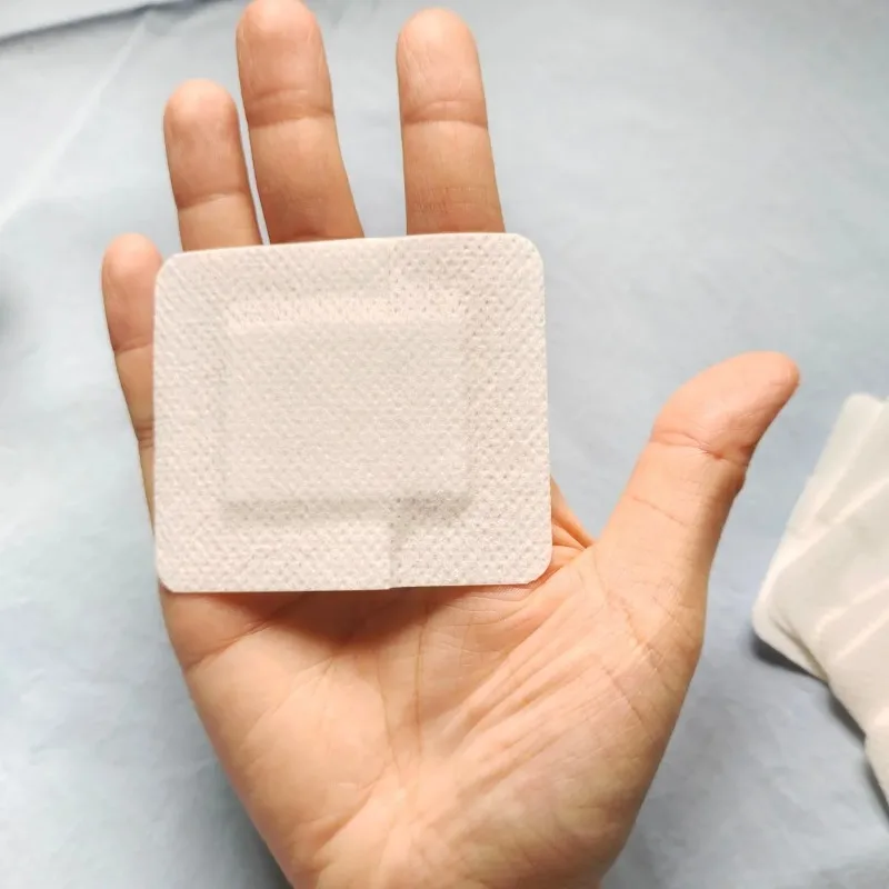 10/65 Stück Hypoallergene Medizinische Klebeverbände aus Vliesstoff, Pflaster für Große Wunden, Erste-Hilfe-Bandagen 6x7cm Image