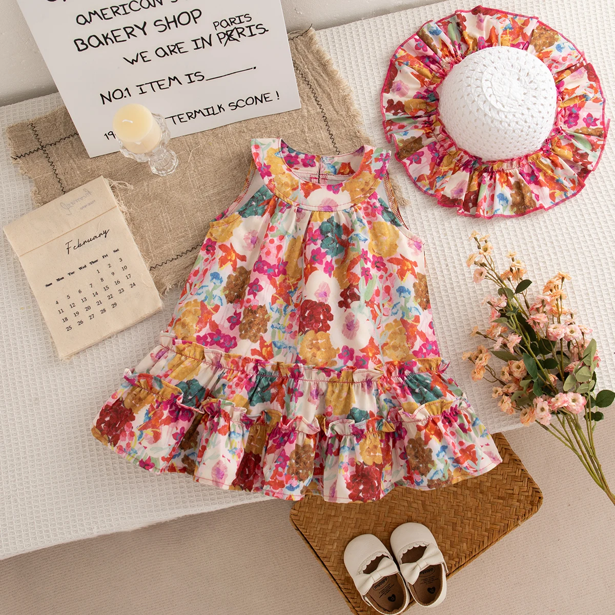 Baby Mädchen Kleid Sommer Baumwolle Voller Druck Hängenden Hals Ärmellose Mädchen Kleider Nette Casual Strand Baby Mädchen Kleidung Mit Hut Image