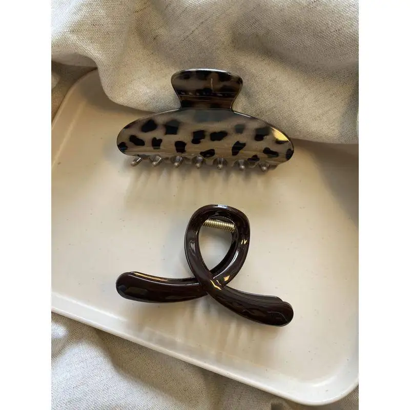 2 stücke Koreanische Leopard print Kreuz Shell Große Hai Haar Klemme Klaue Clip Französisch Stil Hairgrip Haarnadel Haar Zubehör Für frauen Image
