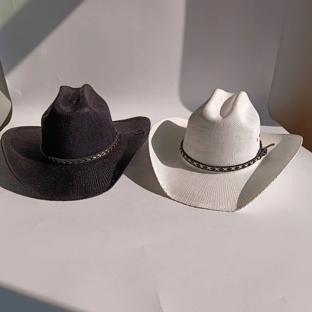 Stabiler Cowboy-Strohhut für Männer und Frauen mit Breiter Krempe, Weidestrohhut, Cowboy-Hut für Outdoor, Sommer, Sonnenhut, Jazz-Chapeau Cowboy Image