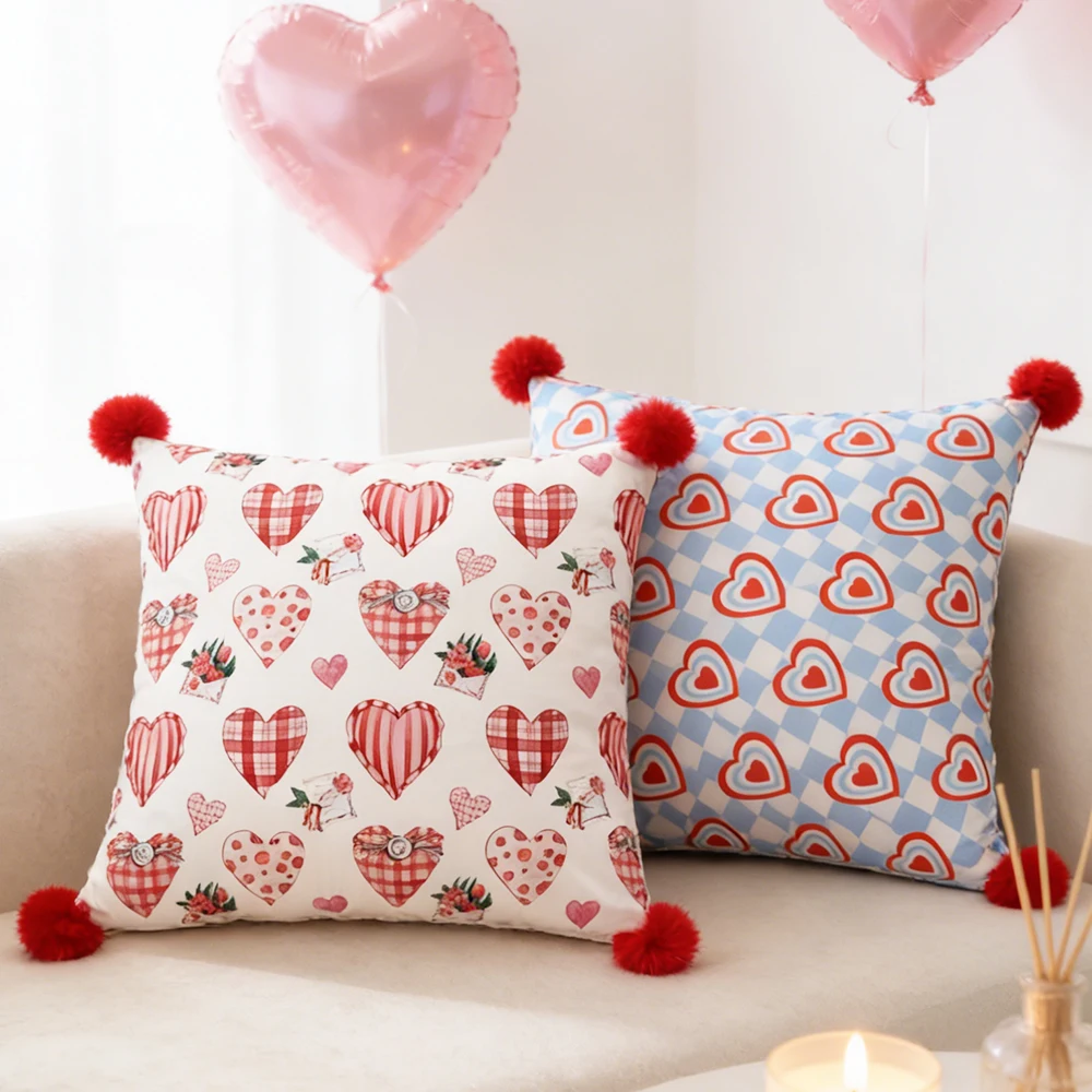BUYNOW 1 Stück Samt-Kissenbezug mit Herzdruck und Vier-Ecken-Pompons, Dekokissen für Zuhause und Sofa, Weiche Plüsch-Dekokissenhülle Image