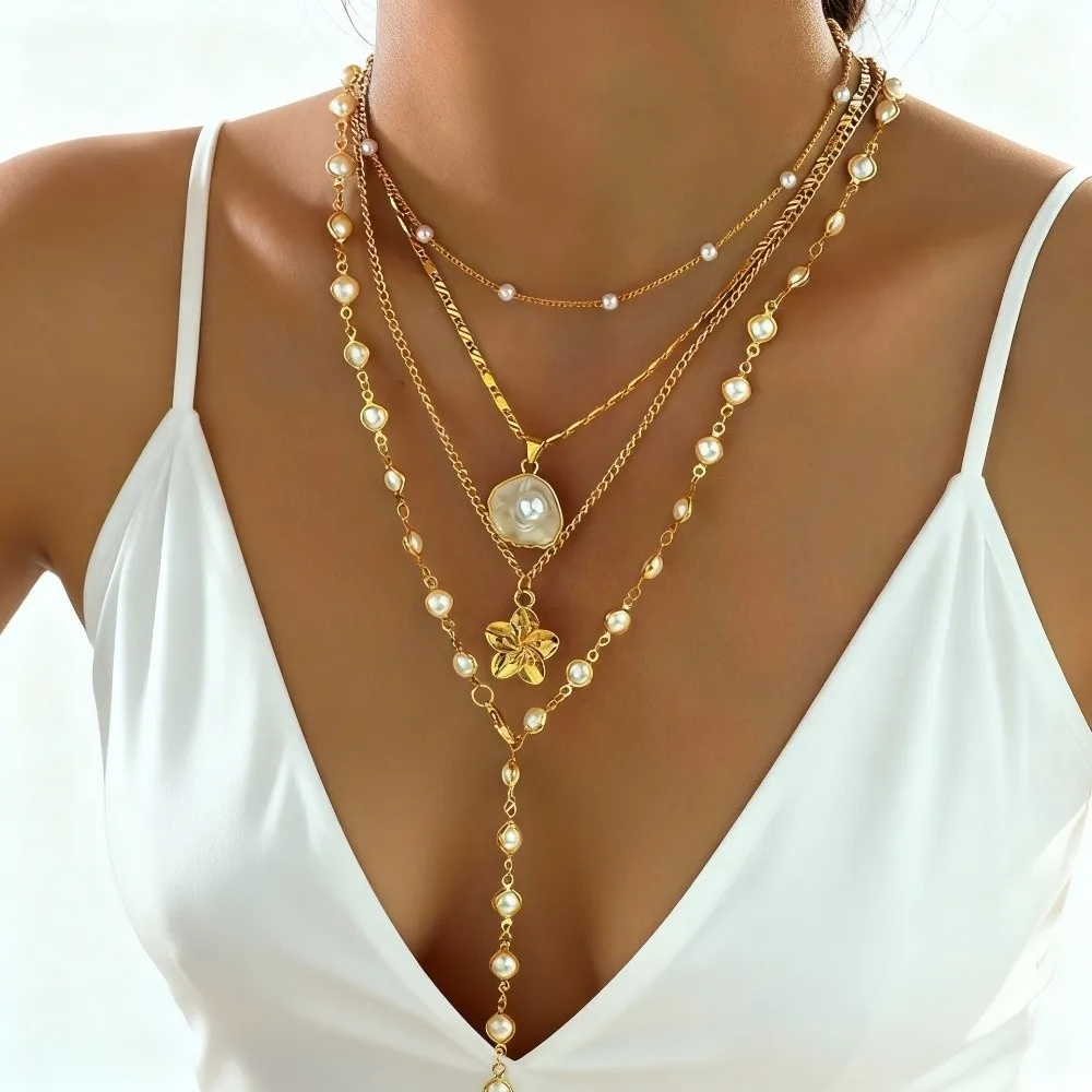 Collana con ciondolo stile vintage Set Collana girocollo con ciondolo fiore perla imitazione Collana con nappa Design Boho Collana in metallo da indossare ogni giorno