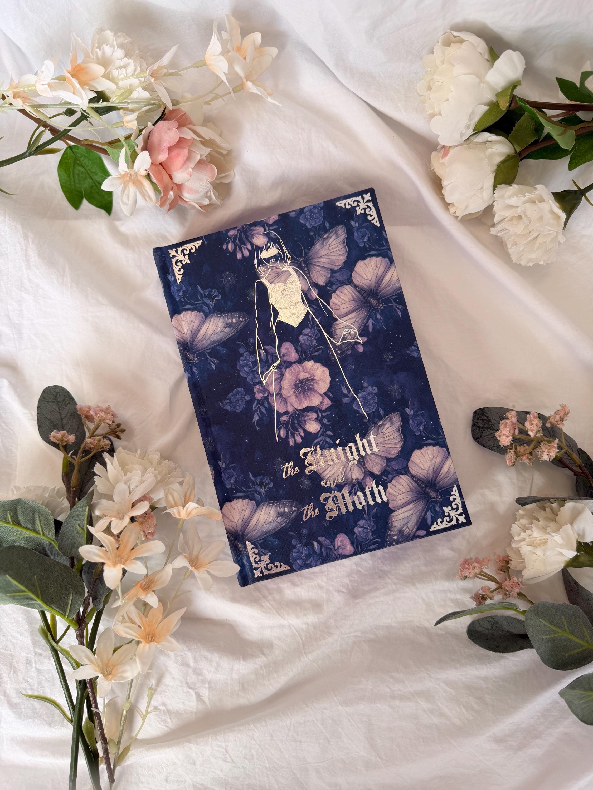 Il cavaliere e la falena Copertina rigida personalizzata / Edizione speciale / Edizione da collezione fantasy romance