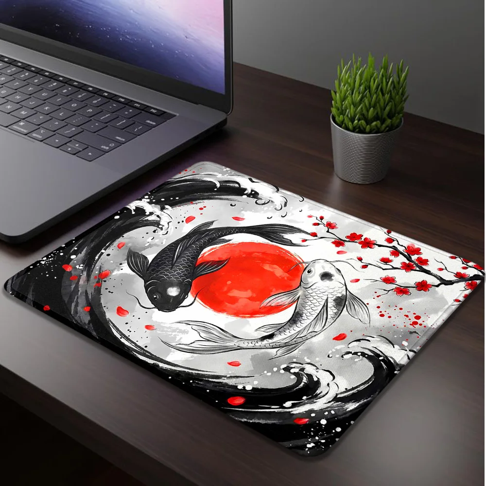 Tintenmalerei-Stil Koi-Fisch Schreibtischunterlage Mauspad für Computer Büros Mouspad Mousepad Speed Desktop-Matte Bürozubehör Image