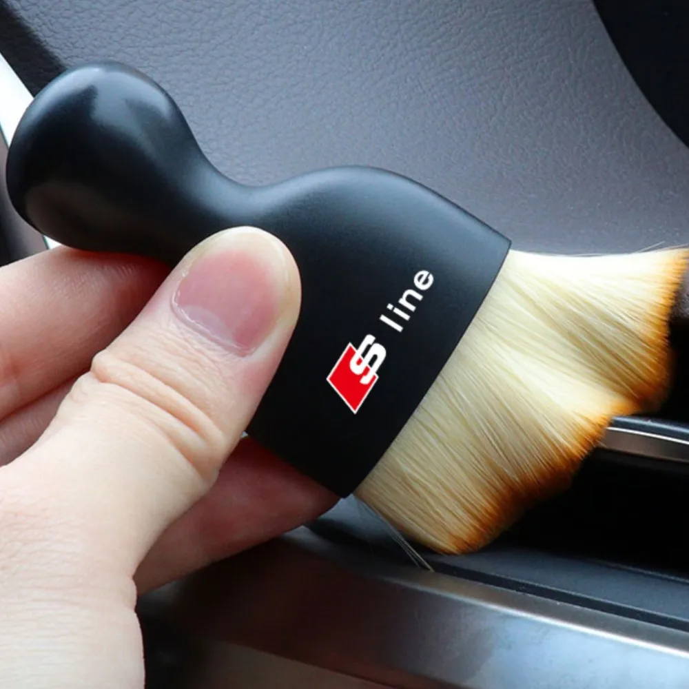 Auto Innen Staub Kehren Weichen Bürste Auto Waschen Werkzeug Für Audi Sline TT A1 A2 A3 A4 A5 A6 A7 A8 B5 B6 B7 B8 C5 C6 C7 Q2 Q3 TT Image