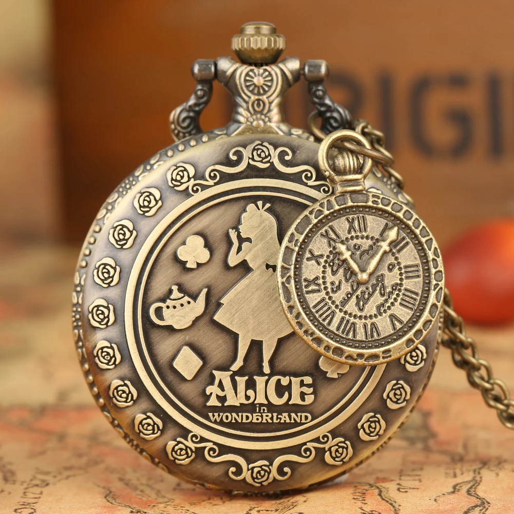 Retro Bronze Alice Taschenuhr Poker Karussell Zubehör Arabische Ziffern Quarz Halskette Anhänger Kreatives Geschenk für Mädchen Frauen Image