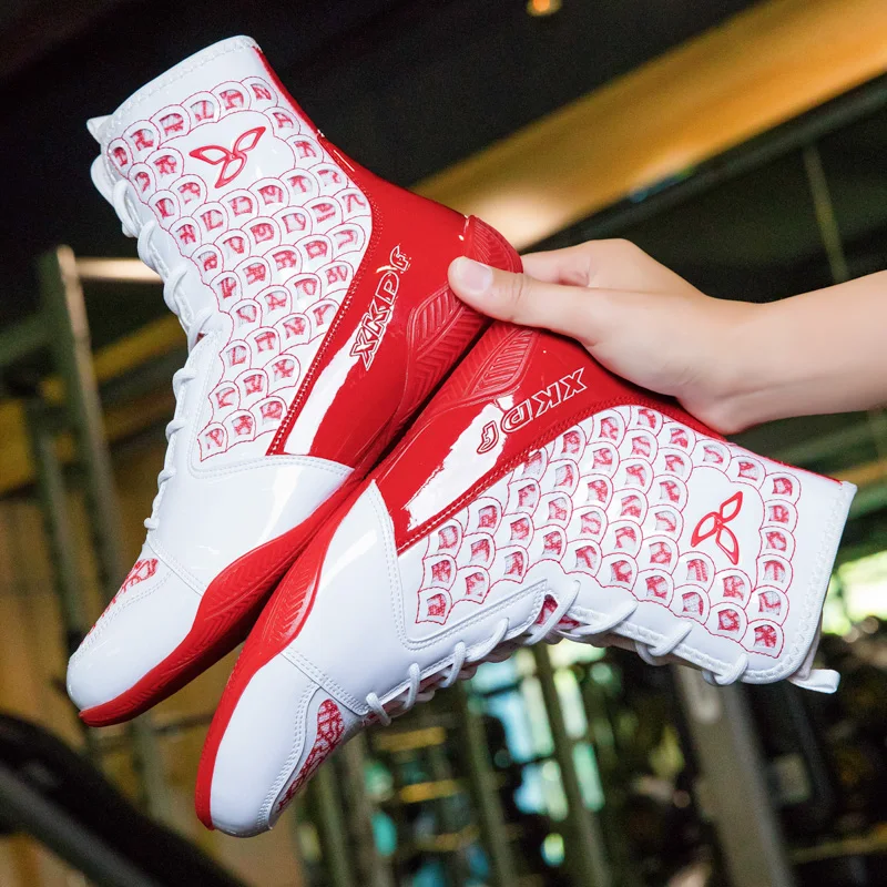 2026 heißer Verkauf Männer Wrestling Schuh Professionelle Männer Boxen Sport Schuhe Indoor Gym Training Schuhe Männer High Top Jugend Kampf schuh