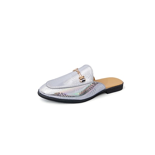 Grüne, strukturierte Herren-Slipper aus Kunstleder, elegante und ausdrucksstarke Hochzeitsschuhe für besondere Anlässe Image