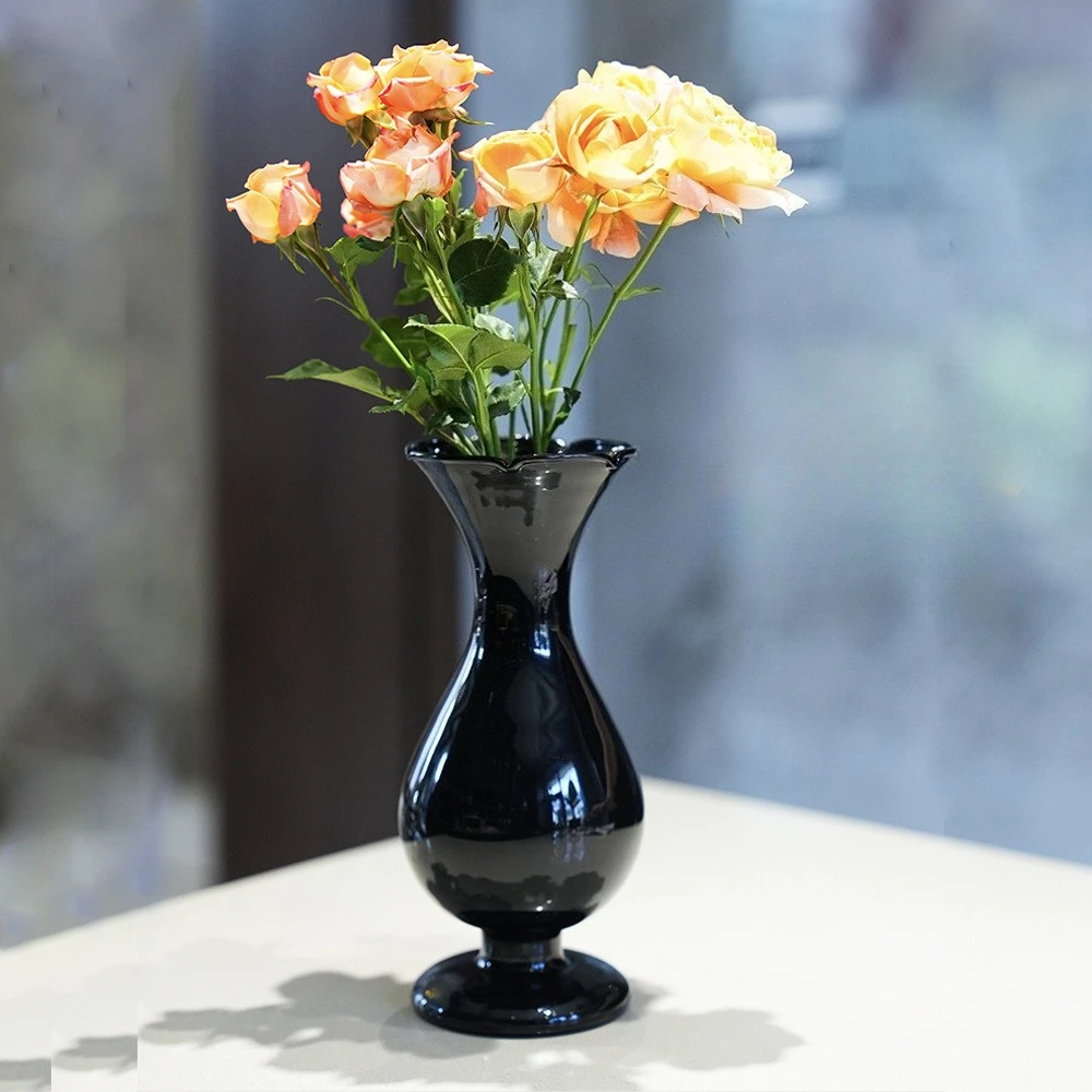 Französischer Stil Farbige Transparente Glasvase für Hydroponische Blumenarrangements Geeignet als Esstisch-Deko-Objekt Image