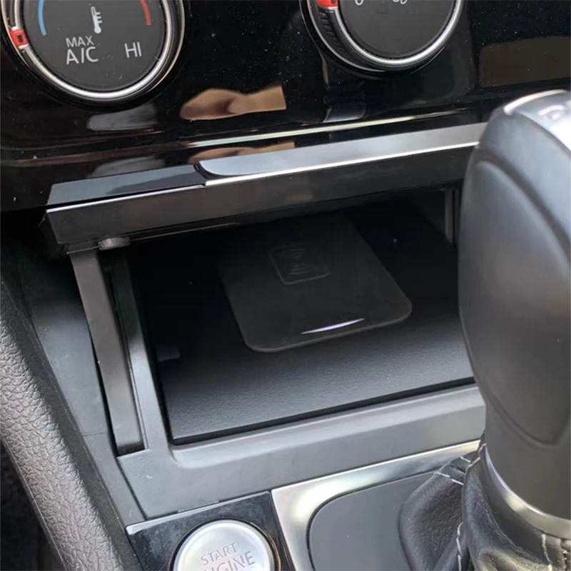 Drahtloses Auto-Ladegerät, 15 W, schnelles Handy-Ladegerät, Ladehalter für VW Golf 7 MK7 2013–2019, LHD Image
