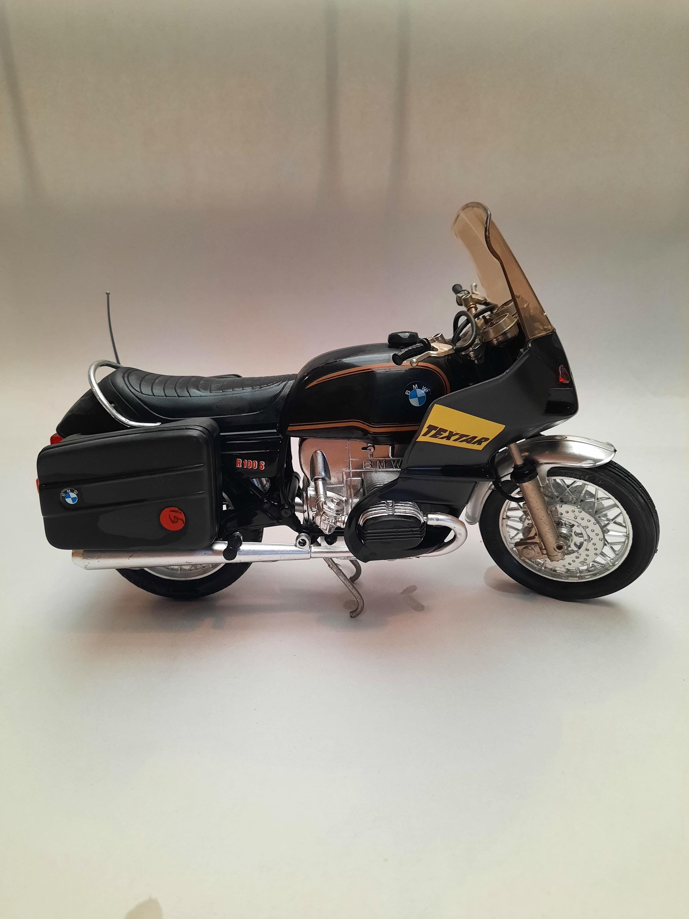 Guiloy modello di moto pressofuso BMW R100RT scala 1:10