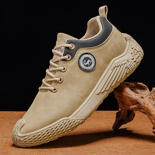 Lässige, hellbraune Herren-Sneaker, stilvoll und bequem für den Alltag und Outdoor-Abenteuer. Image