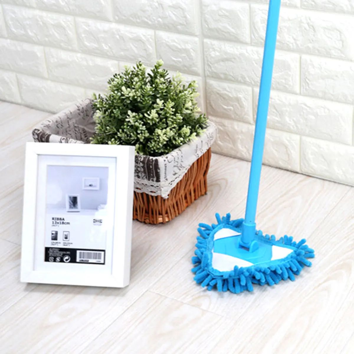 Rotating Triangle Floor Cleaning Mop blue