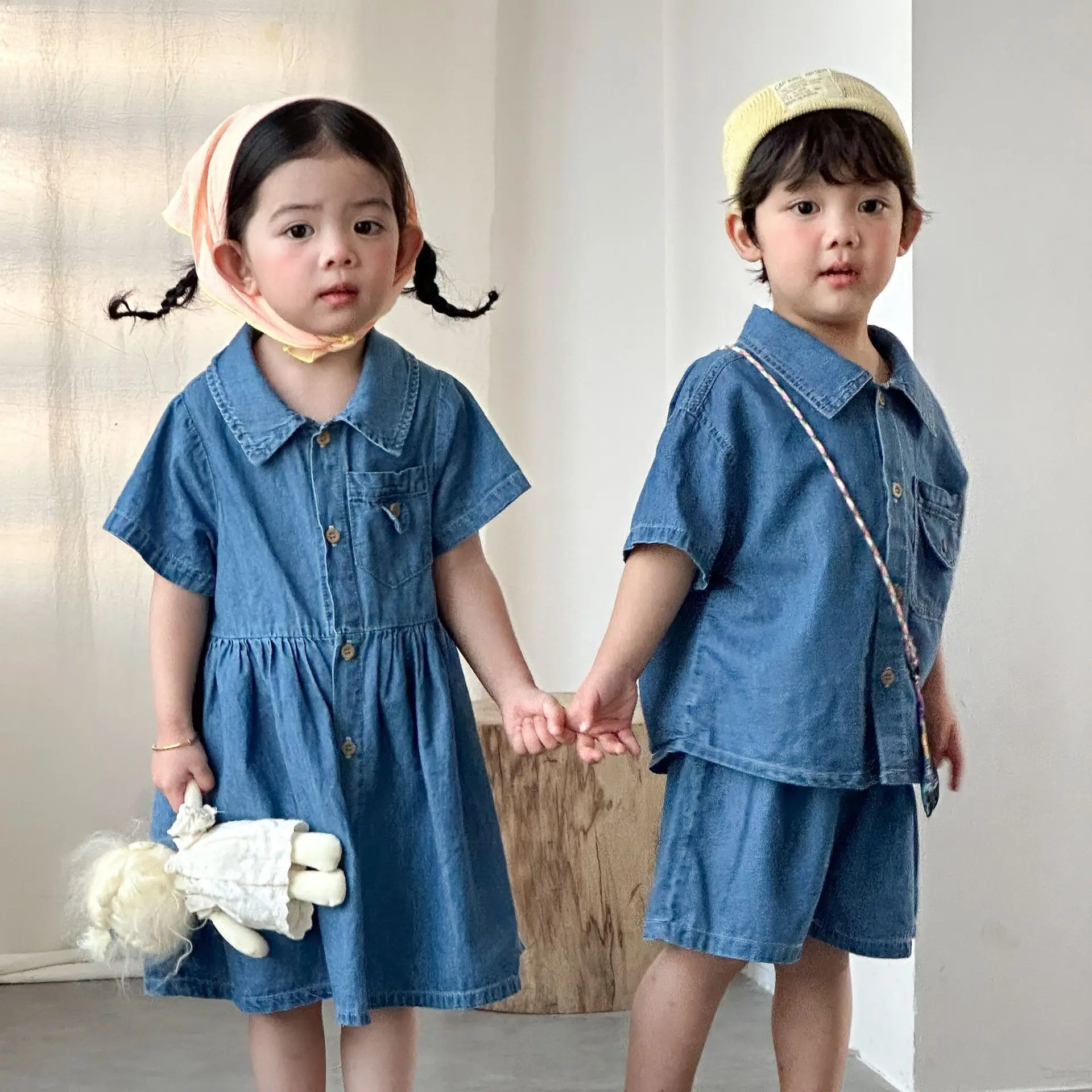 2026 Sommer Neue Kinder Kurzarm-Kleidungssets Jungen Jeans-Shorts 2-teiliger Anzug Mädchen Hemden Kleid Kinder Geschwister Outfits Image