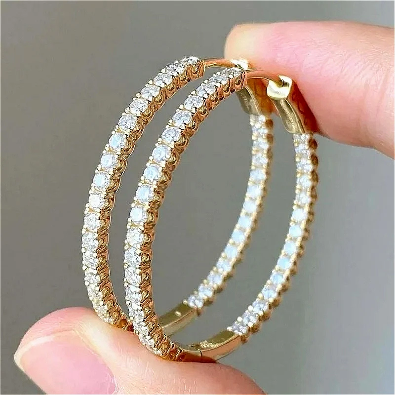 Modische, funkelnde, mit synthetischem Zirkonia besetzte, vergoldete Creolen für Damen, elegante Schmuck-Accessoires für Bankette und Hochzeiten Image