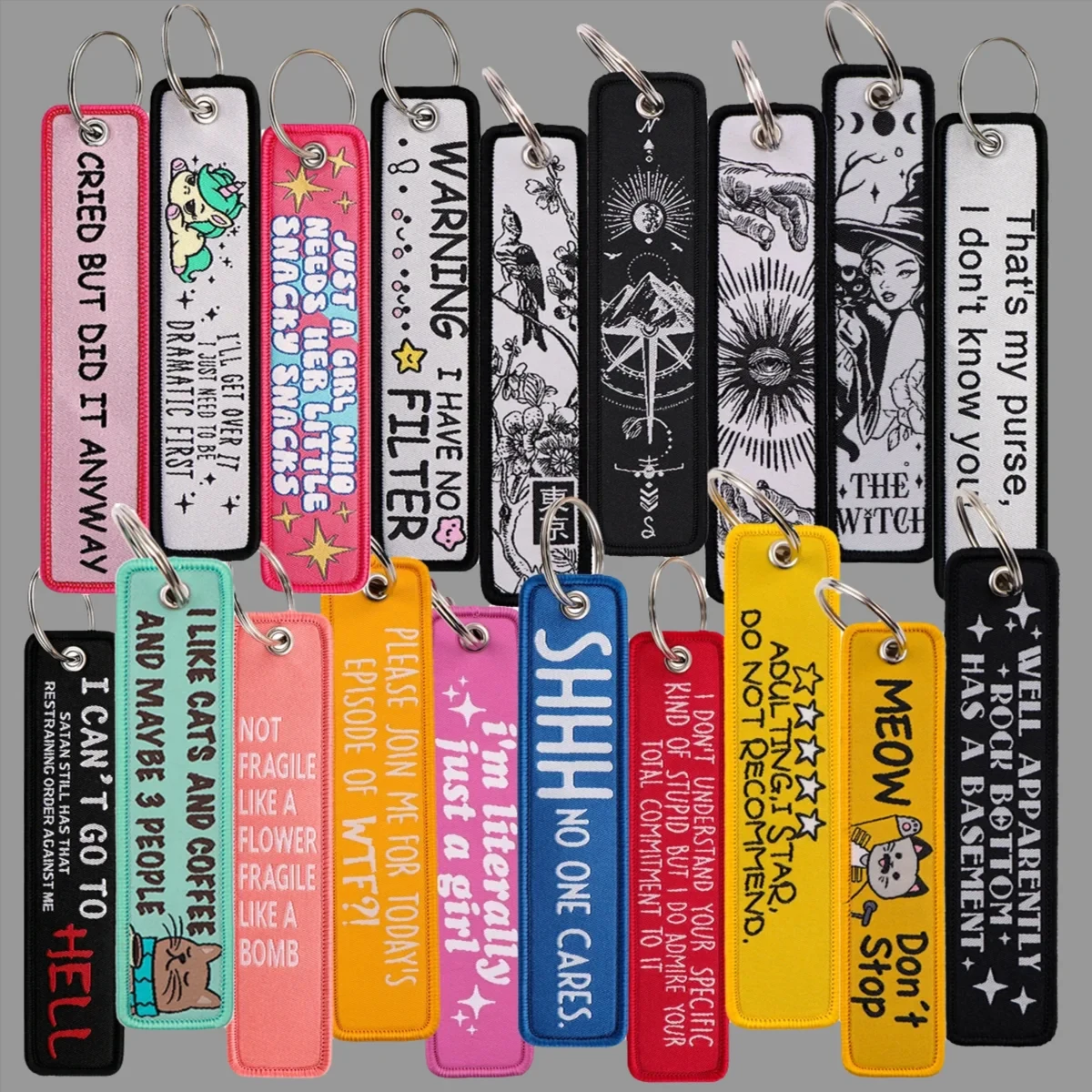 Schlüsselanhänger mit niedlichen Katzen und Zitaten für Autos, Rucksack, Schlüsselhalter, modische Farbe, Stickerei, Schlüsselanhänger, Schlüsselanhänger, Jet-Tag, Zubehör, Geschenke, 1 Stück Image