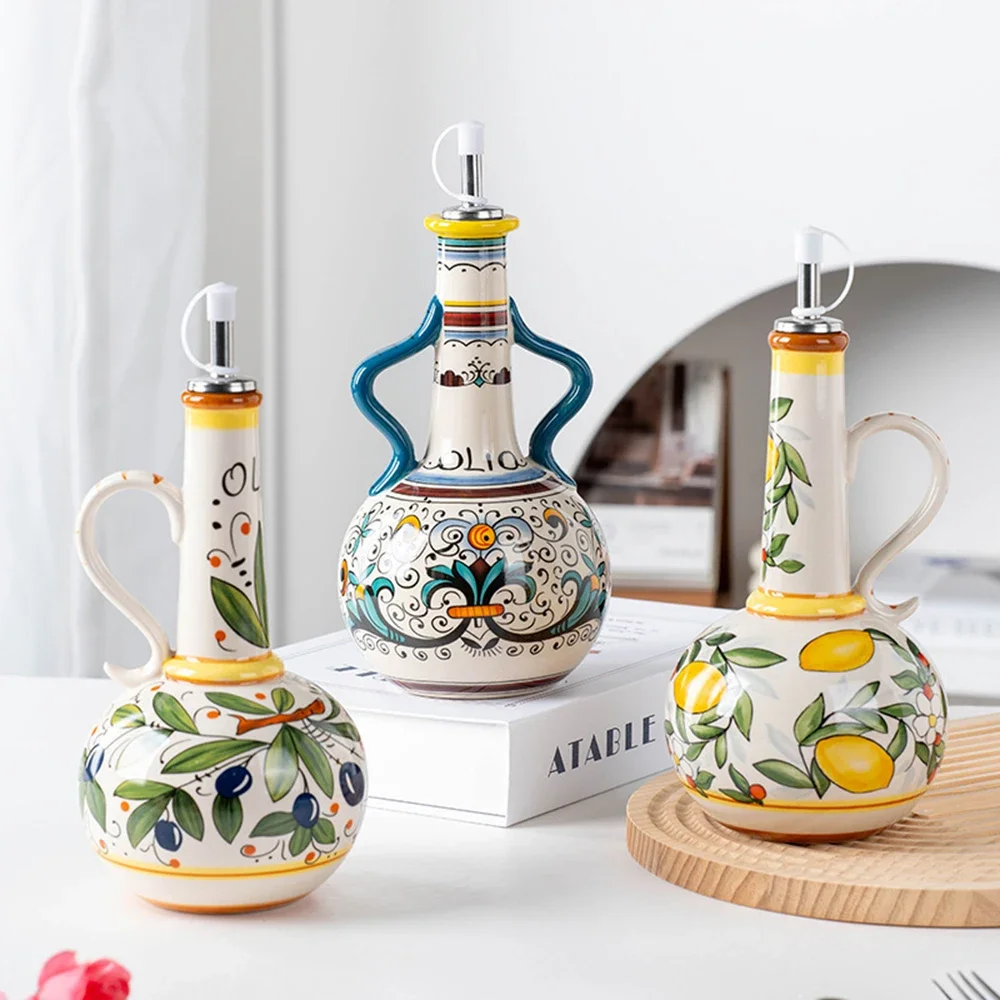 Nordische handbemalte Keramikölflasche – Küchenessig-/Ölspender mit elegantem Utensilien-Design Image