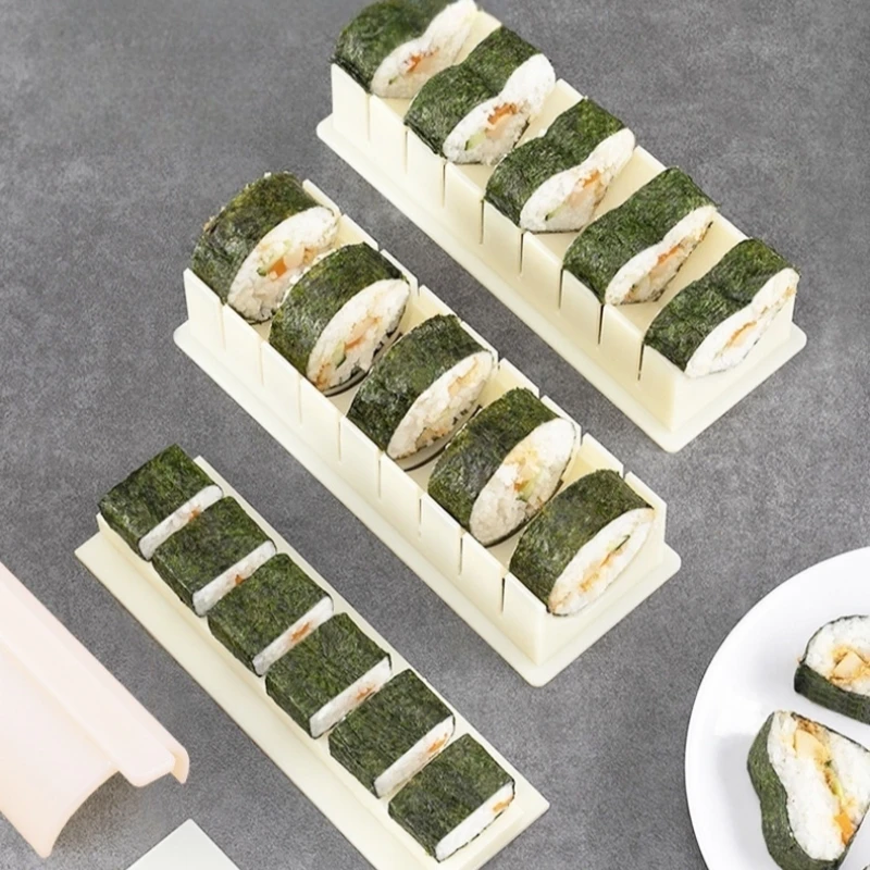 Sushi-Herstellungsset aus Kunststoff, Kimbap-Sushi-Rollenform, rund, quadratisch, herzförmig, DIY-Küche, Sushi-Herstellungswerkzeuge, Heim-Kuchen-Rollenform Image