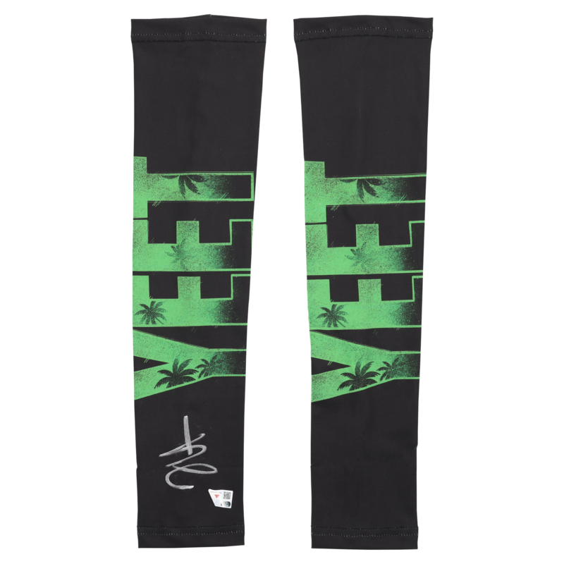 "WWE Jey Uso signierte Yeet-Armstulpen" Image