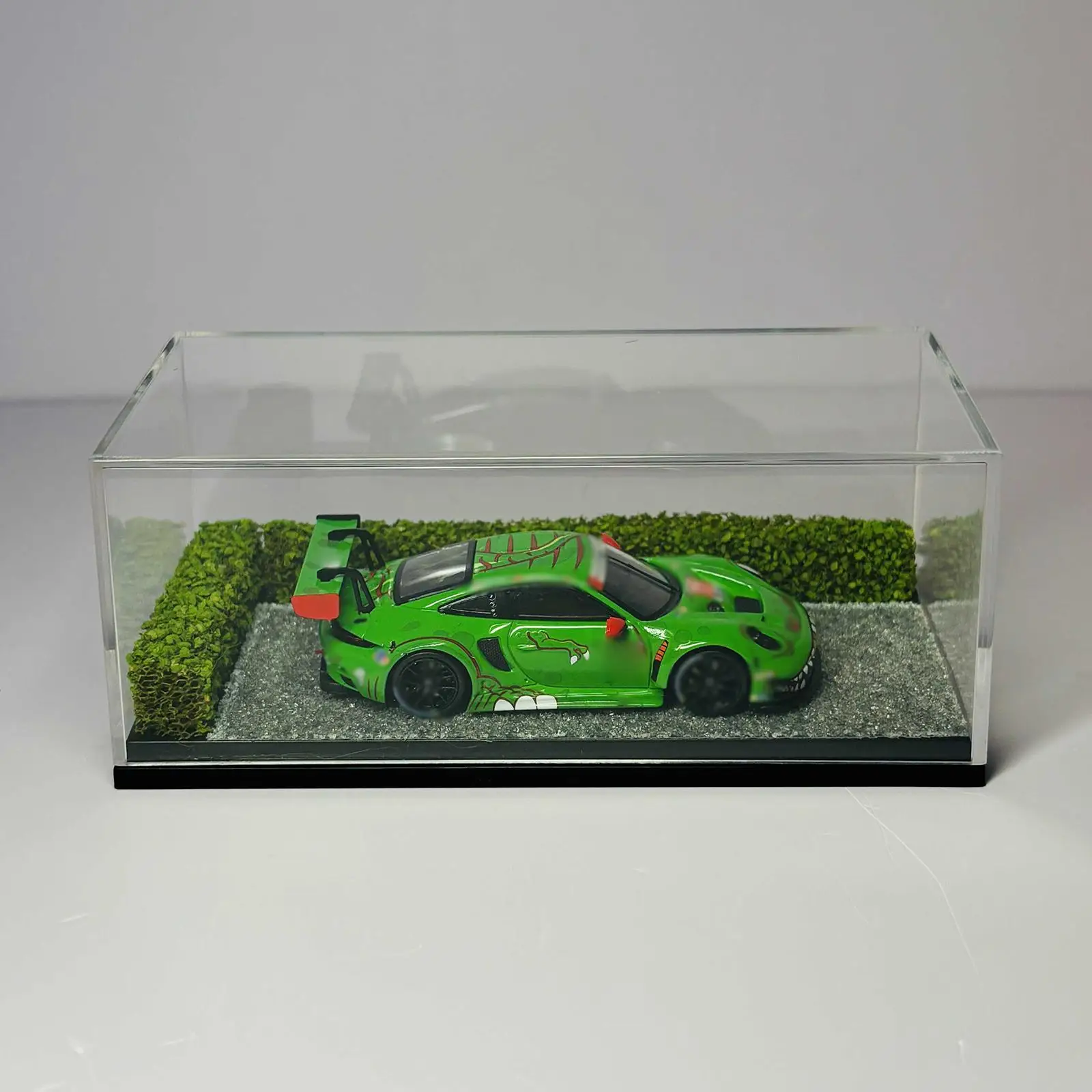 Kunststoff Modell Auto Display Box Staubdicht Lagerung Fall Scenic Diorama für 1/64 Spielzeug Auto Hobby Kit Werkzeuge Image