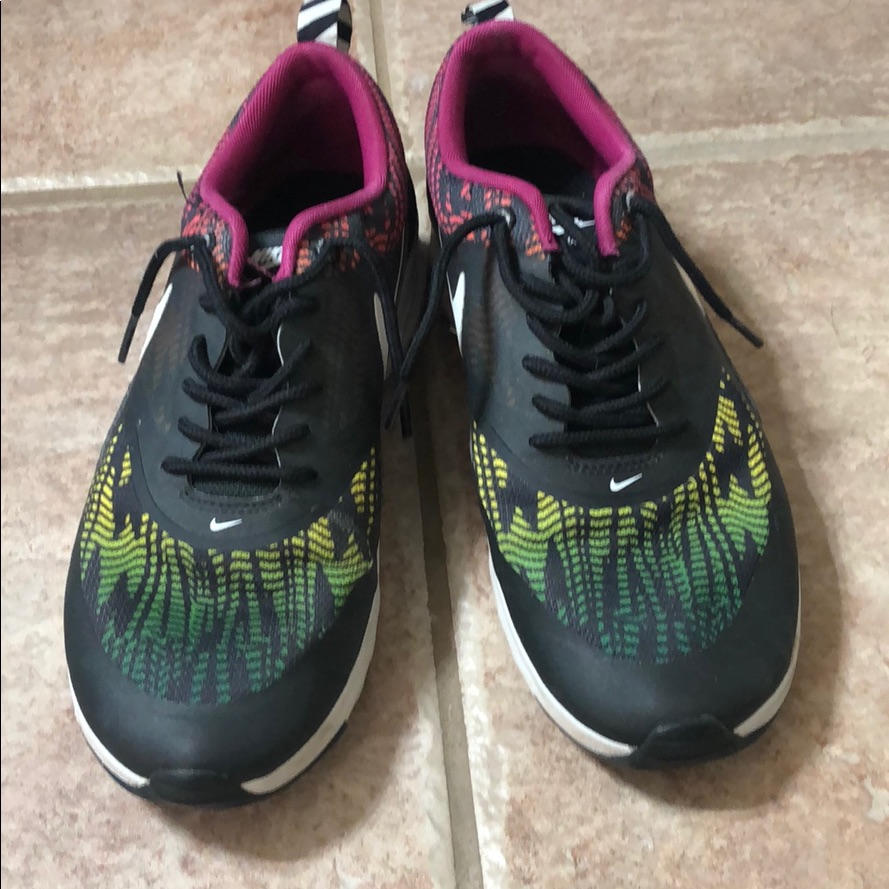Nike Shoes | Women’s Nike Tennis Shoes Size 7.5 | Color: Black | Size: 7.5