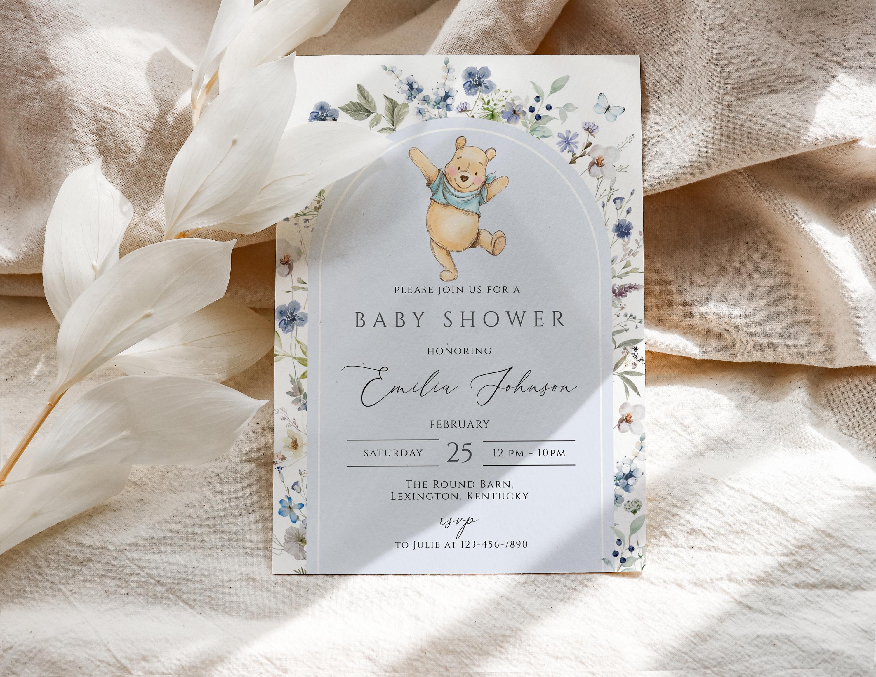 Invito classico per baby shower a tema Winnie the Pooh, invito per baby shower a tema Winnie the Pooh, motivo floreale Boho blu Winnie the Pooh, WP006