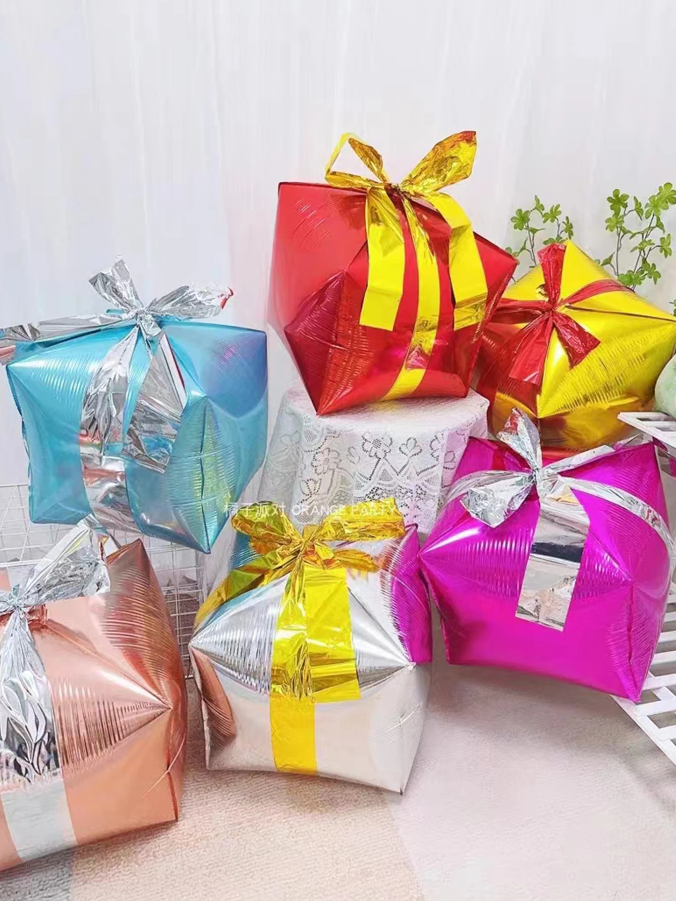 1 stück Weihnachten Geschenke Box Ballons mit Folie Band Weihnachten Luft Ballons Neue Jahr Weihnachten Dekorationen Für Home Navidad 2026 Image