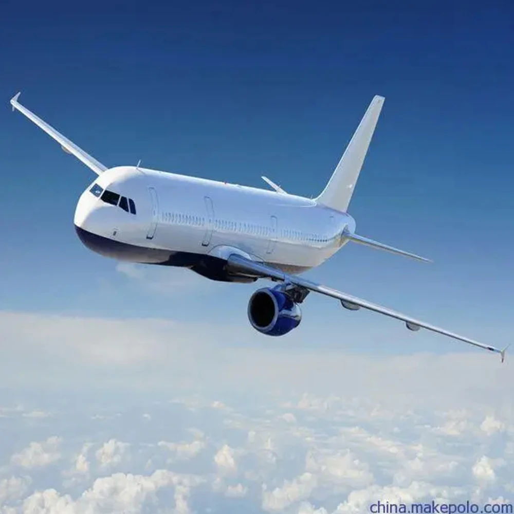 Kunden verwenden zusätzliche Versand kosten oder Artikel Teile Balance Image