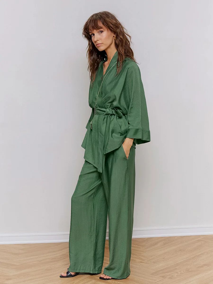 Premium Autumn Green Womens Pajama Set Soft Long Sleeve Pajama Set With Lace Up Top & Loose Lounge Pants s