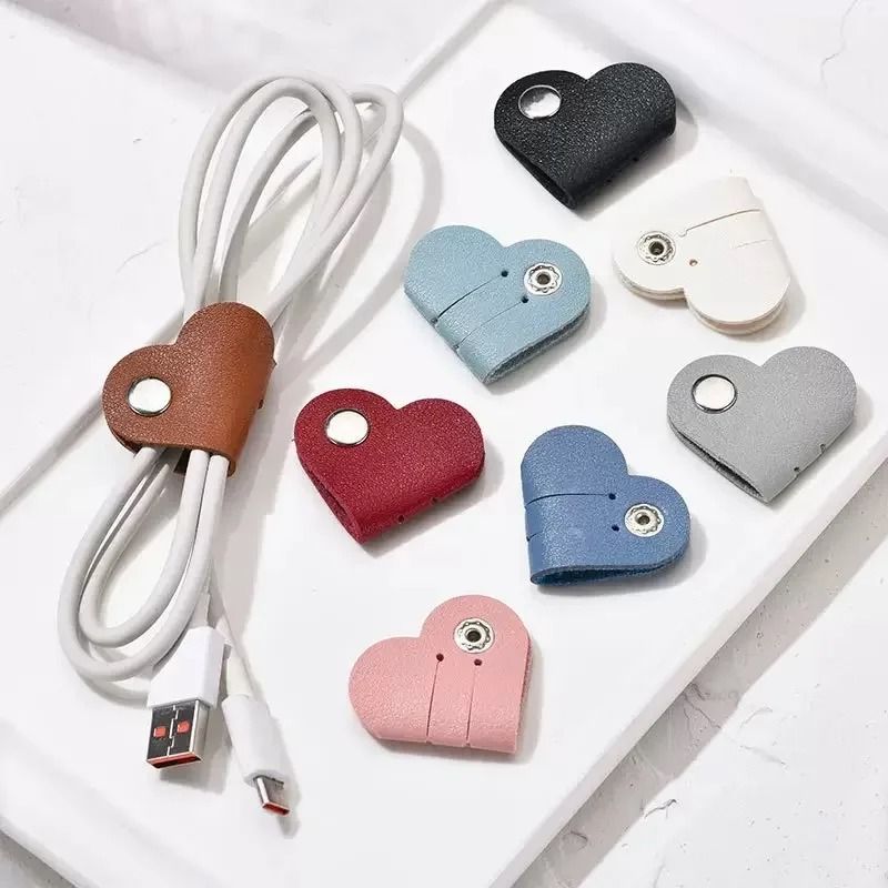 Mini Heart Leather Cable Winder High Performance Heart Shaped Cord Organizer & Headphone Wire Holder black