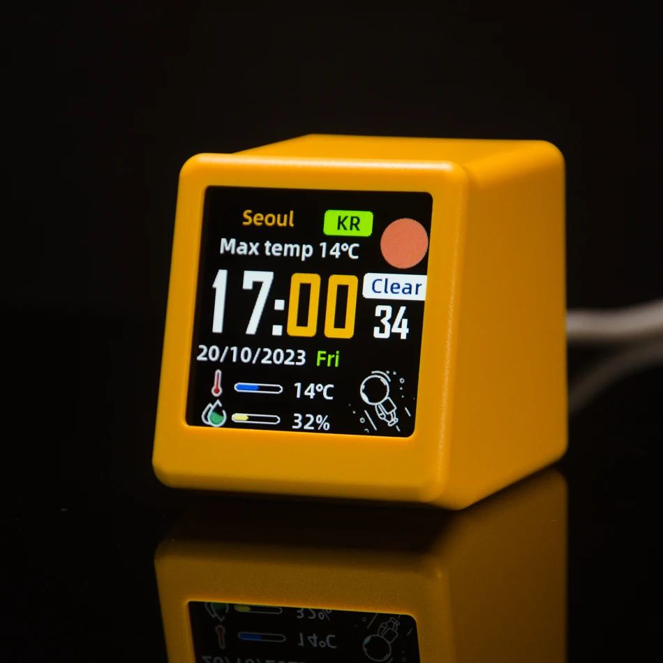 GeekMagic SmallTV Ultra WiFi Smart Desk Clock With Weather Display And GIF Photo Frame white