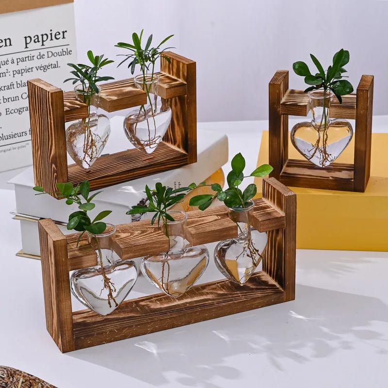 Heart Frame Hydroponic Plant Vase Vintage Wooden Glass Tabletop Flower Vase For Modern Home Decor 2
