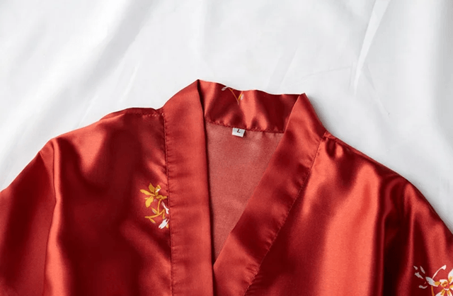 Luxury Satin Kimono Robe For Women Bridal And Loungewear silver xl