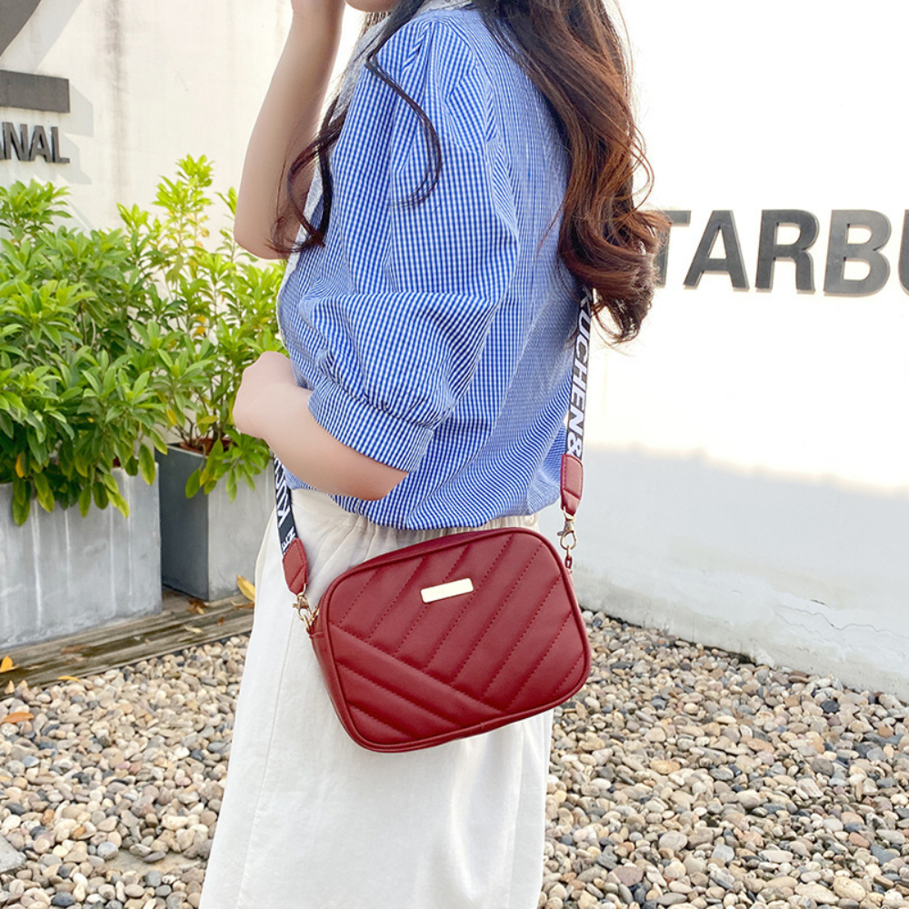 Cool Casual Shoulder Bag For Women Simple Crossbody Messenger Bag For Everyday Use red