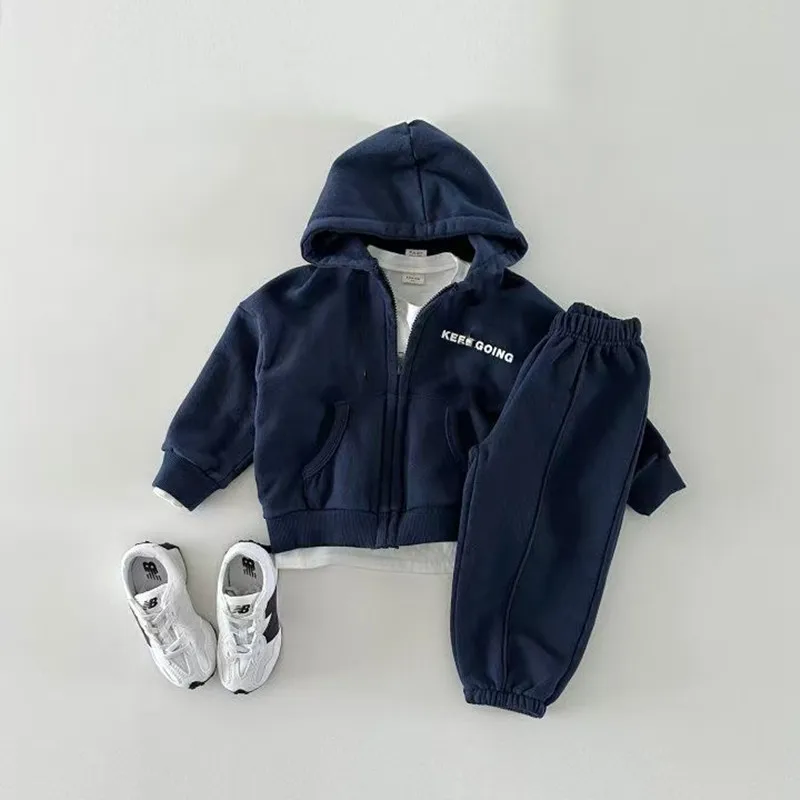 Jungen Baby Kleidung Set Neue Herbst Und Winter Mädchen Mit Kapuze Pullover Hosen Zwei-Stück Koreanische Version kinder Sportswear-set Image