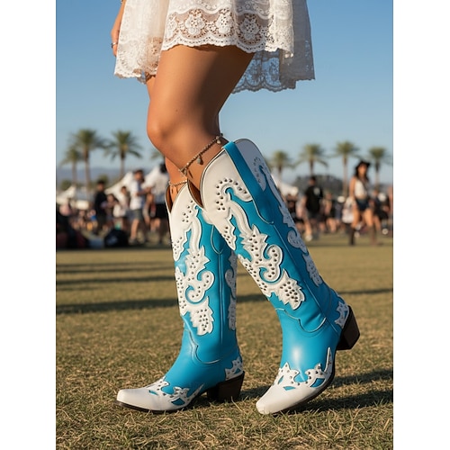 Damen Mardi Gras Rote Cowboy Boots mit Niete - Festivalstil Westernstiefel Ideal für Karnevalsumzüge Kostümpartys Straßenfeste Themenfeiern Image