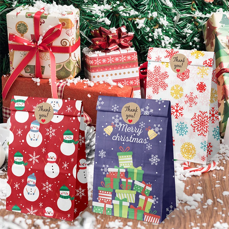 12 stücke Kraft Papier Süßigkeiten Cookie Tasche Santa Claus Schneemann Weihnachten Geschenk Verpackung Taschen Weihnachten Navidad Party Decor Liefert Image