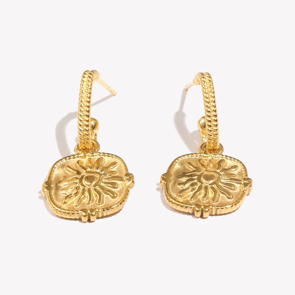 E. b. belle wasserdichte Prägung quadratisches Feuer Sonne Charme Anhänger Tropfen Creolen Vintage kleine goldene Haken Ohrringe für Frauen