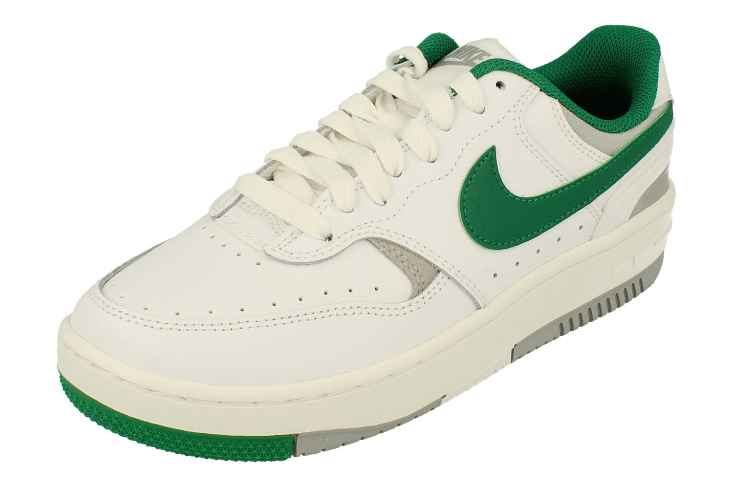 Weiße Nike Gamma Force-sneaker EU 37,5 / UK 4,5