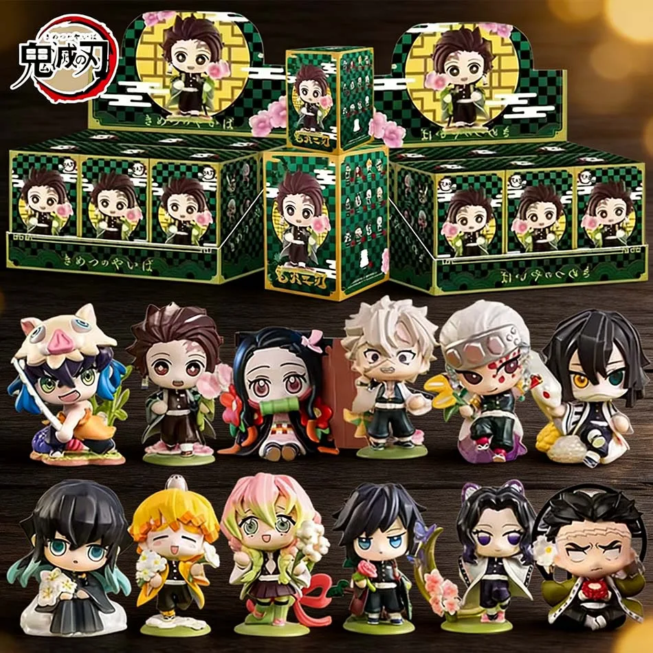 Anime Demon Slayer Blindbox Tanjiro Kamado Nezuko Cartoon-Figur PVC-Modell Ornament Weihnachts- und Halloween-Geschenk im Sonderangebot Image