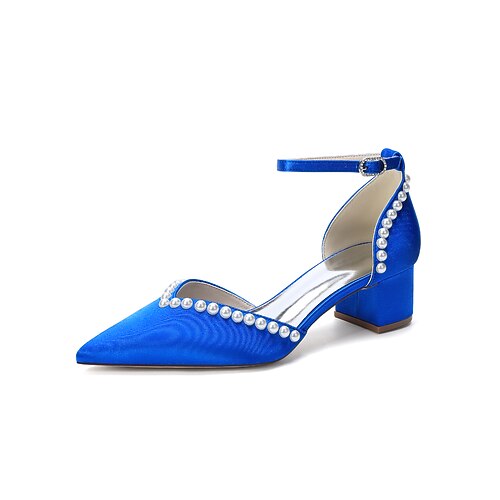 Gelbe Mary-Jane-Schuhe mit Blockabsatz und Perlenbesatz – elegante Schuhe für Hochzeitsgäste bei Gartenzeremonien Image