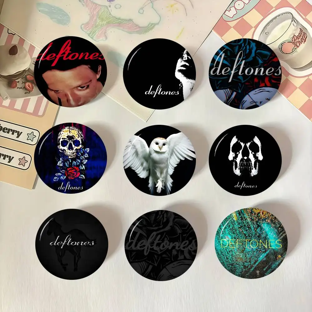 Band D-Deftones Soft Button Pin, rundes Metallabzeichen, Anstecknadel, Teile, Geschenk für Freunde, Kinderschmuck Image