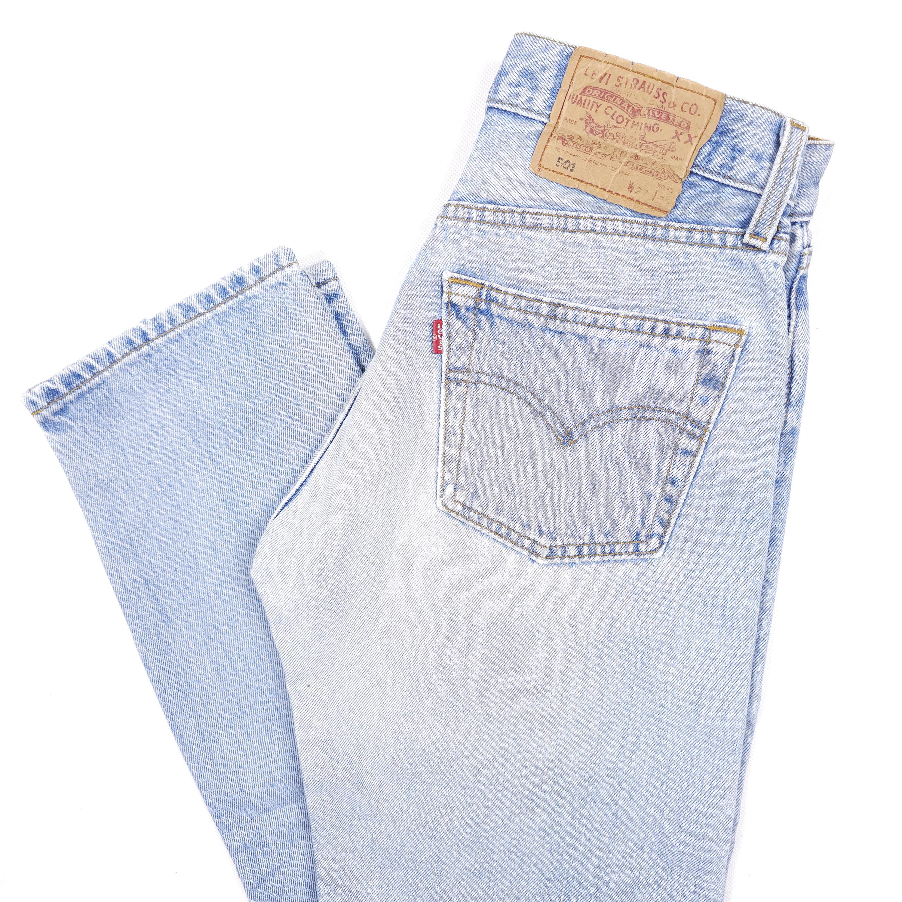 Jeans vintage Levi's 501 anni '90, modello W25 L31,5, colore azzurro chiaro, modello Levi's 501 25/31,5, vita alta da donna, modello Levi's 501 da uom