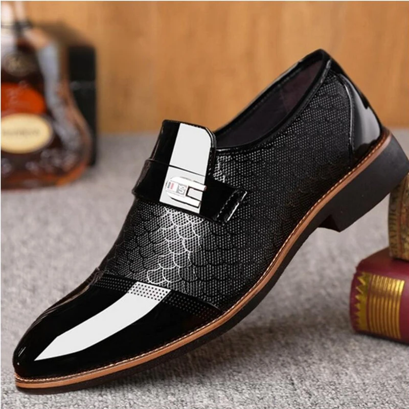 Schwarze formelle Herrenschuhe, Loafer, Hochzeitsschuhe, Herren-Lacklederschuhe, Oxford-Schuhe für Herren, Herrenschuhe aus Leder