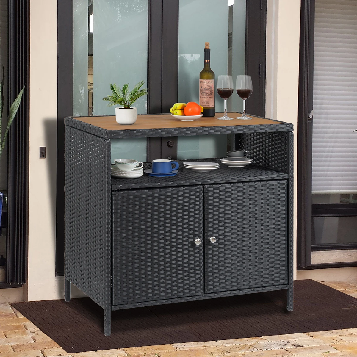 Wetterfester Outdoor-Bartisch aus Korbgeflecht mit Aufbewahrungsschrank, Doppeltüren und Regalen, Rattan-Terrassenbuffet-Konsole für Garten und Poolbereich Image