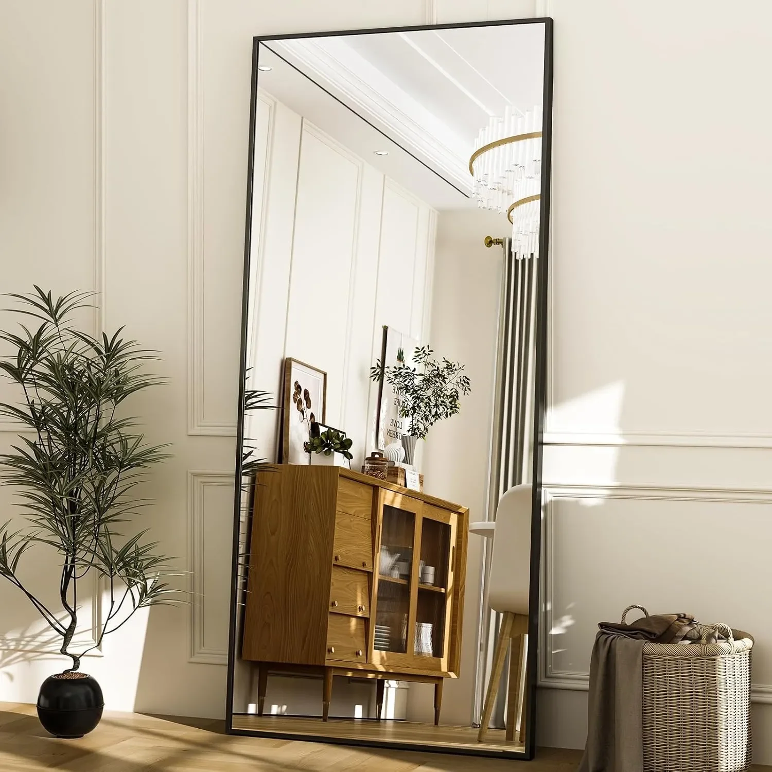 172*75cm Ganzkörperspiegel, wandmontierbarer Standspiegel, gehärtetes Glas, Metallrahmen, schwarze Ausführung
