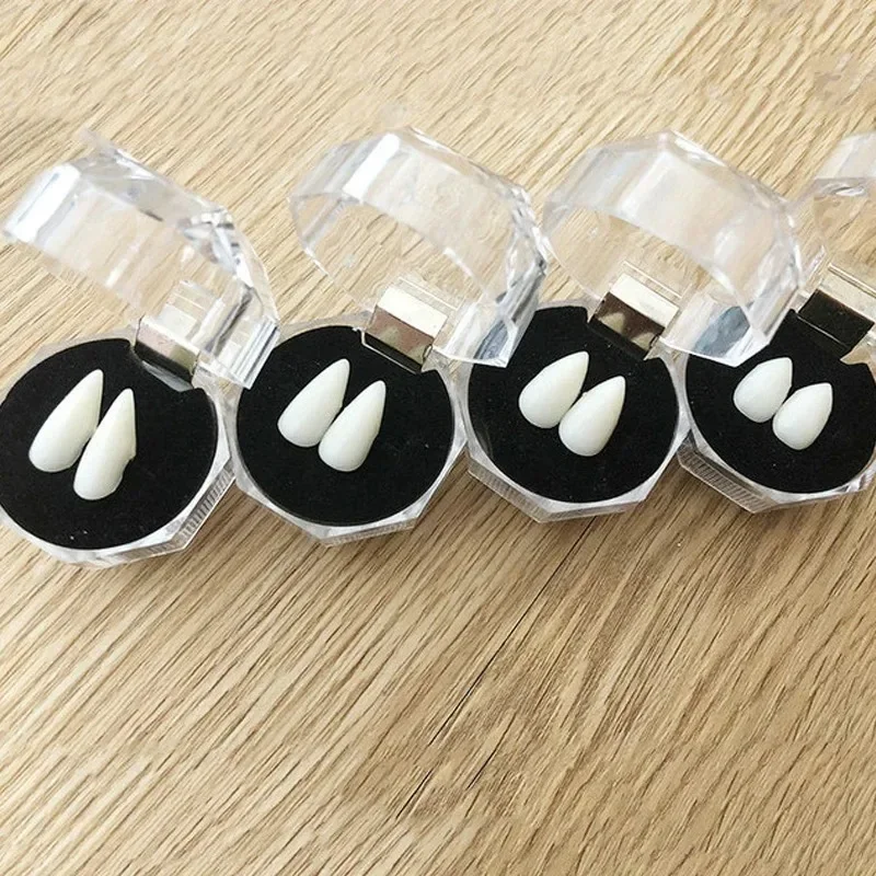 1 Paar Vampir zähne Zähne Zahnersatz Requisiten Halloween Kostüm Requisiten falsche Zähne fester Kleber Prothesen kleber Halloween Party Dekor Image