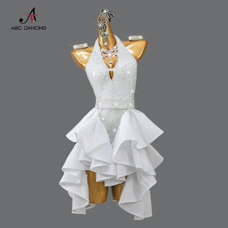 Abito da ballo latino 2026 sexy per donne senior, gonna da competizione, abbigliamento da pratica per sala da ballo, completo da performance per ragazze, abbigliamento da ballo femminile