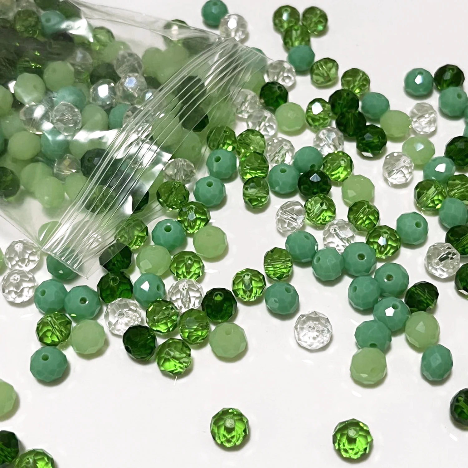 Großhandel 30g 4-8mm gemischte grüne facettierte österreichische Kristallperlen für Schmuckherstellung Needlewor Diy Armband Halskette Zubehör Image