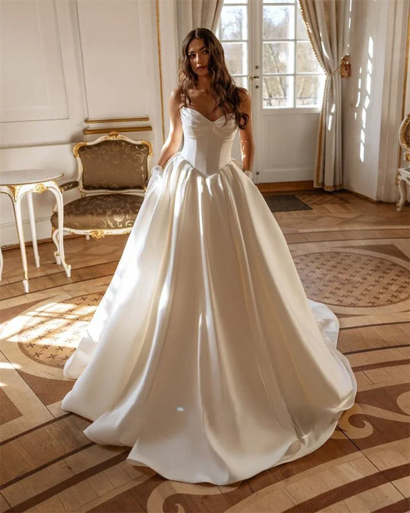 2025, herzförmiges Prinzessin-Brautkleid in A-Linie, Satin, ärmelloses Brautkleid, Damen-Hochzeits-Tanktop, individuelle Gestaltung Image